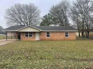 203 Ragland St, Palestine, TX 75803