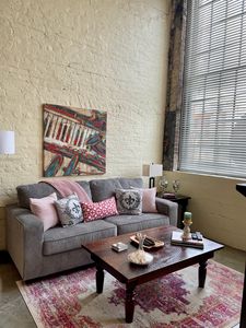 920 Poeyfarre St APT 117, New Orleans, LA, 70130