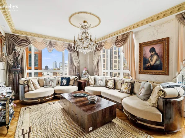 351 East 51st Street image 1 of 11