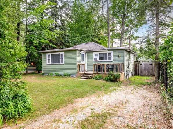 55 47th St N, Wasaga Beach, ON L9Z 1Y5