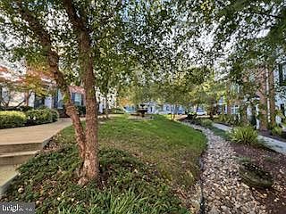 3rd image of 47 Derby Dr