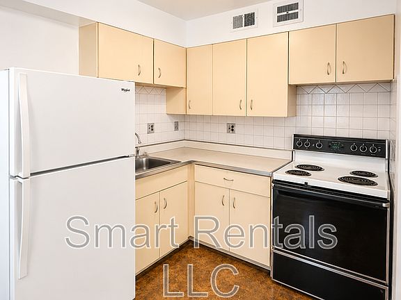 2nd image of 4277 Chippewa St APT 1