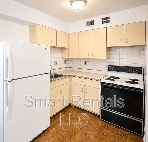 4277 Chippewa St #1 — Photo 5