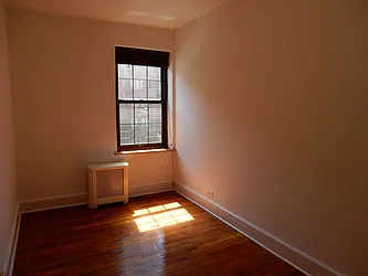 Rented by Aimee Grodanz, LREB