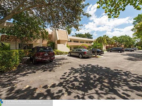 3rd image of 4031 N Cypress Dr APT 106