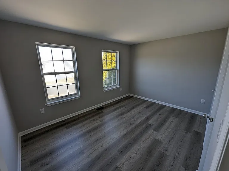 5861 Riverside Dr — Photo 13