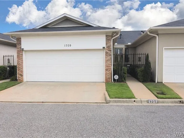 1709 Dauphine Dr, Tuscaloosa, AL 35406
