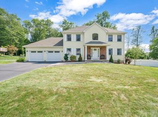 10 Danny Trl, Vernon, CT 06066