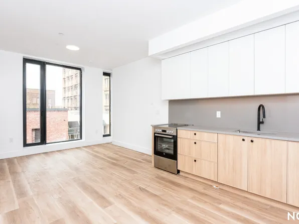 303 Wythe Avenue image 1 of 12