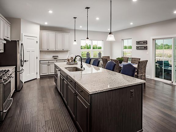 4th image of 7236 Fairway Ridge Cir