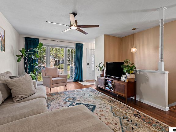 4th image of 5711 S 50th St