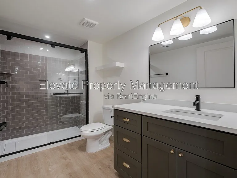 844 NW 43rd St #102 — Photo 19