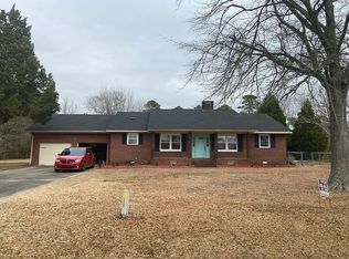 129 Galloway Rd, New Bern, NC 28560