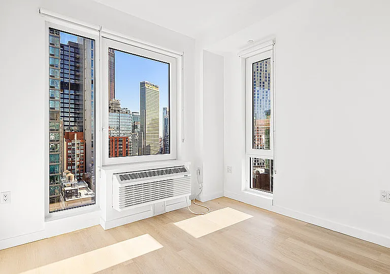 150 Lawrence St #1902 — Photo 7