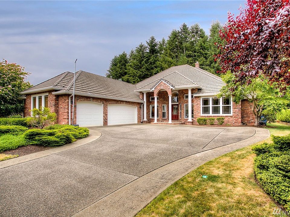 1st image of 6415 Troon Ln SE