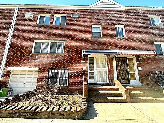 3rd image of 2218 E 16th St
