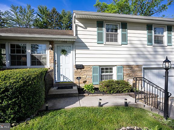 2nd image of 1259 Tyler Ave