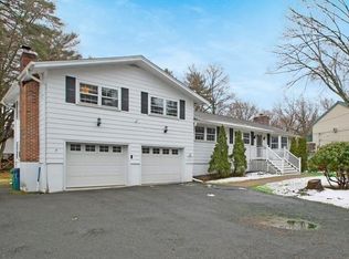 9 Nelson Rd, Burlington, MA 01803
