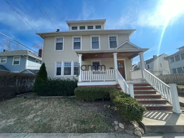 1143 Cranford Ave, Lakewood, OH 44107