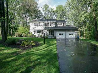 1266 Fox Hollow Rd, Niskayuna, NY 12309