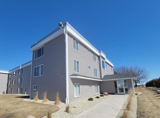 300 6th St SW APT 101, Kasson, MN 55944