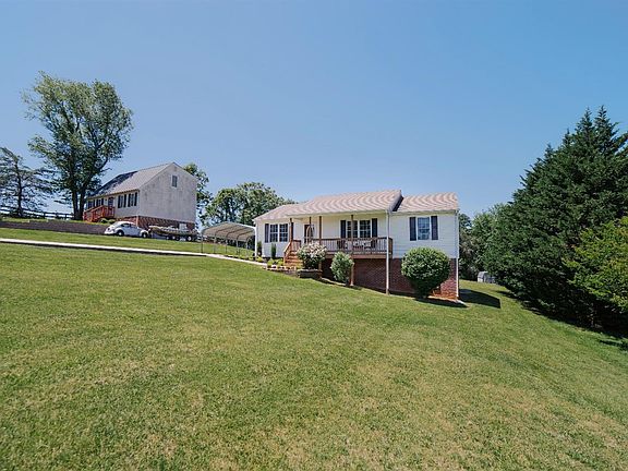 4th image of 311 McIntosh Dr