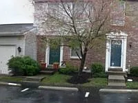 2839 Millbank Row photo 1