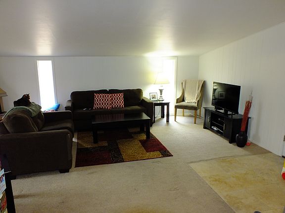 5th image of 1105 Preakness Ln