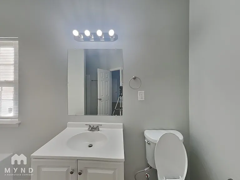 1920 Nigel Ct — Photo 11