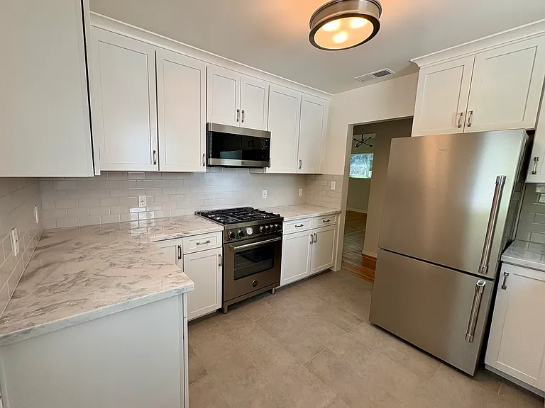 Natural quartz countertops