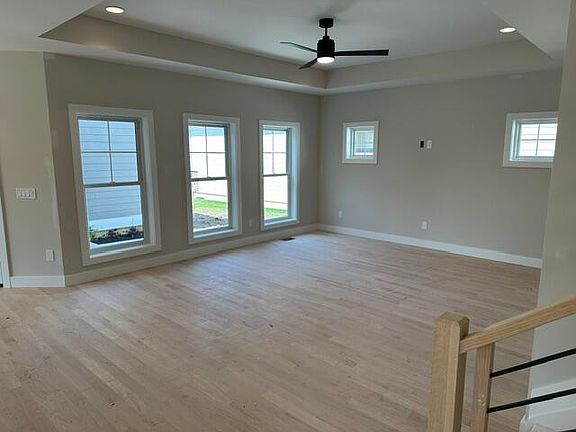 3rd image of 2432 Rivers Pointe Dr