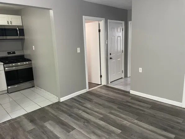 8 Cheever Ct Floor 1, Boston, MA 02128