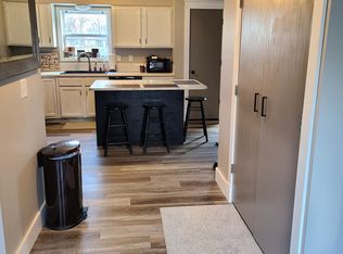 408 3rd St, Sully, IA 50251