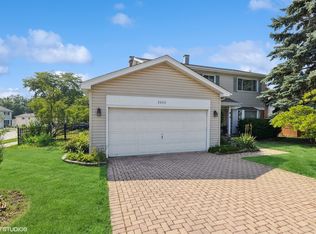 2040 Downing St, Lombard, IL 60148