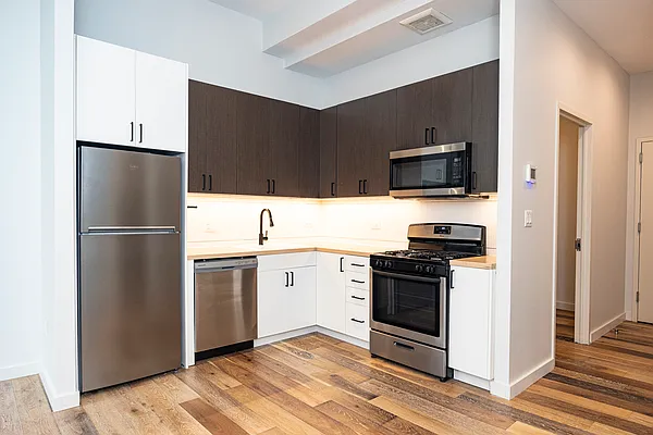 Rented by The KCI Group | media 14