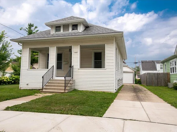 1423 Wisconsin St, Oshkosh, WI 54901
