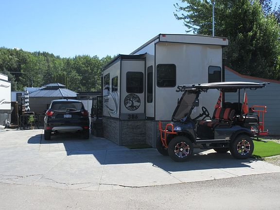 2nd image of 415 Commonwealth Rd #386