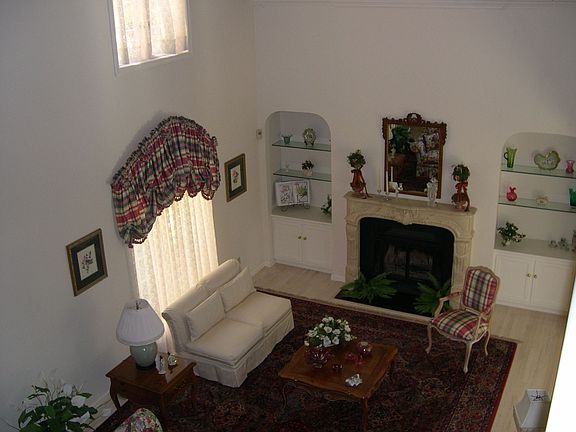 Main Livingroom
