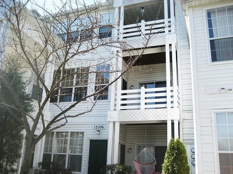 13206 Cornerstone Dr photo 1