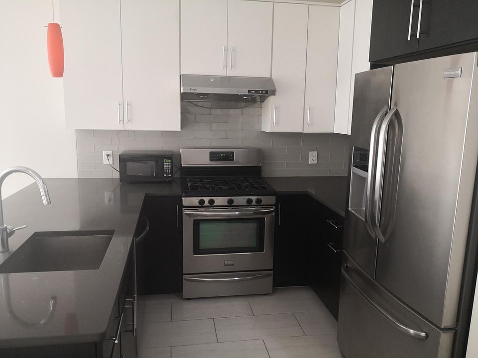 1st image of 618 N 11th St #A