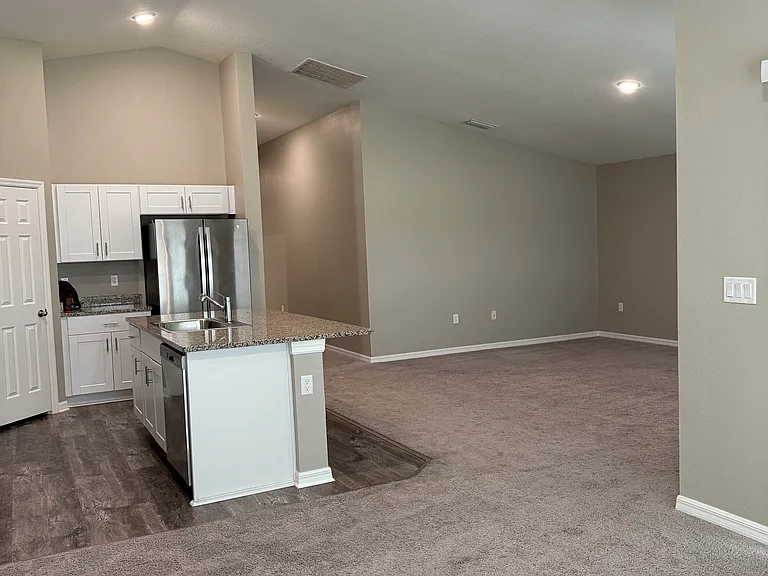 1336 Axel Cir — Photo 22