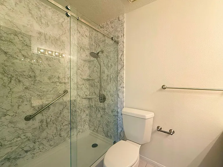 4121 Worsch Way — Photo 21