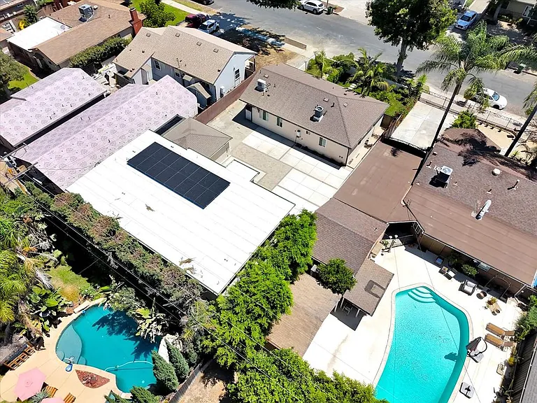 6915 Encino Ave #LOWER — Photo 8