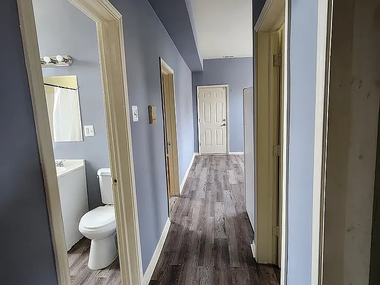 1650 S Saint Louis Ave #3R — Photo 8