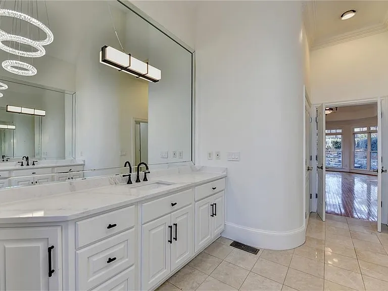 7970 Saint Marlo Fairway Dr — Photo 27