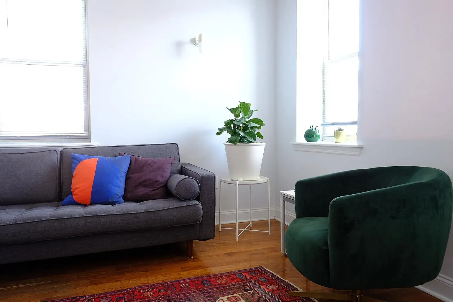 2 bed, 1.5 bath, 1200 sqft, $1,900 — Photo 4