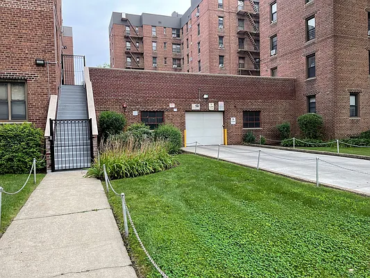 Sold by O'Kane Realty | media 28