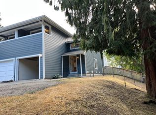 5910 Seahurst Ave APT B, Everett, WA 98203