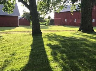 10406 Linn Johnson Rd, Fairfax, IA 52228