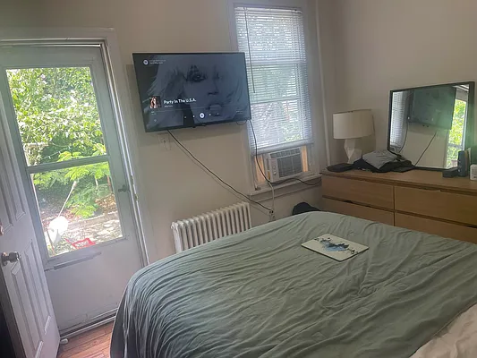 Rented by Voro, LLC | media 2